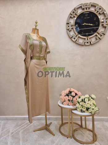 فستان كليوباترا